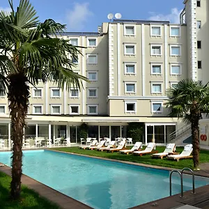 Hotel By Ihg, Estambul